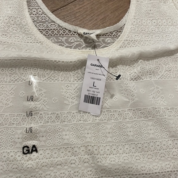 Lace Top from Garage - Picture 3 of 6